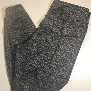 Black High Rise Legging Premium Simplicity Pockets